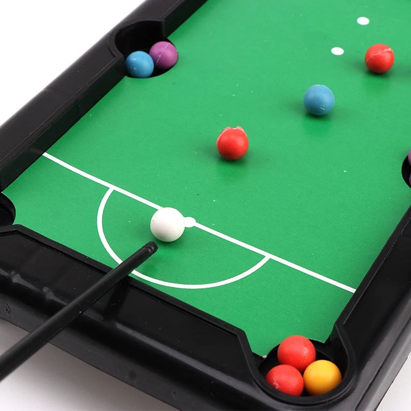 Mini table de billard jouet enfants.
